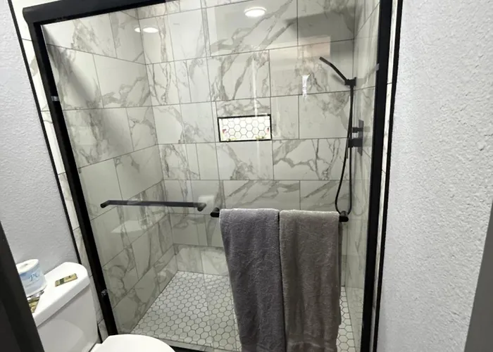 Rawls Near Phoenix Airport Hotel 3*