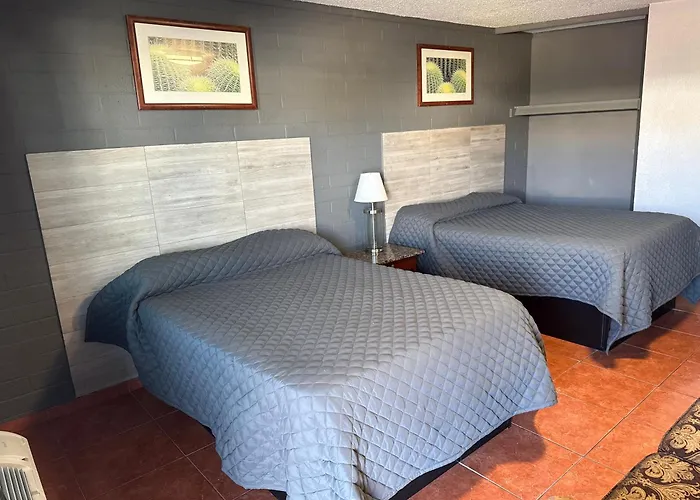 Hotel Rawls Near Phoenix Airport