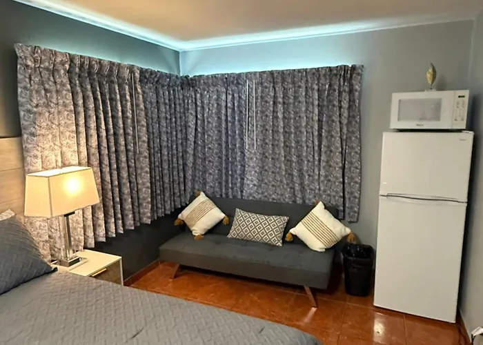 Rawls Near Phoenix Airport 3*