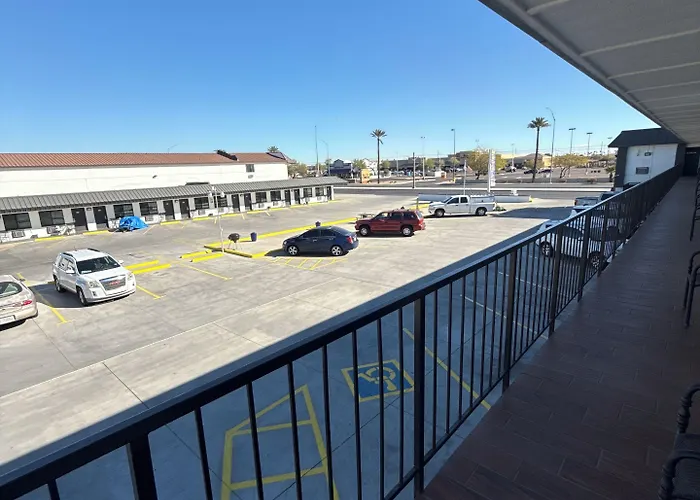 Rawls Near Phoenix Airport Hotel Mesa
